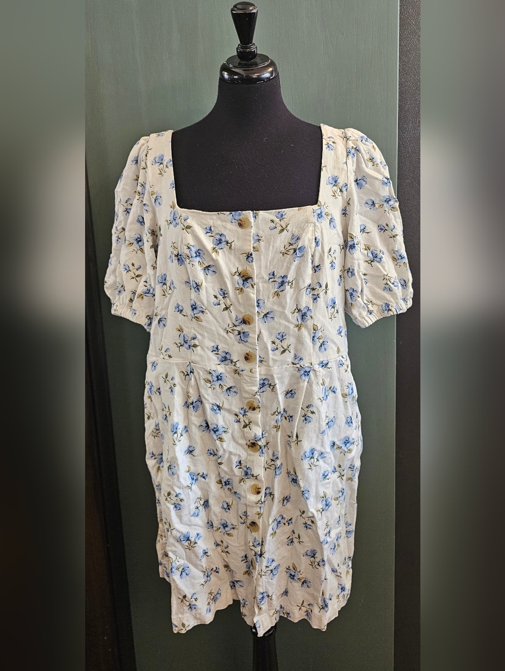 Old Navy Floral Button-Front Dress with Puff Sleeves